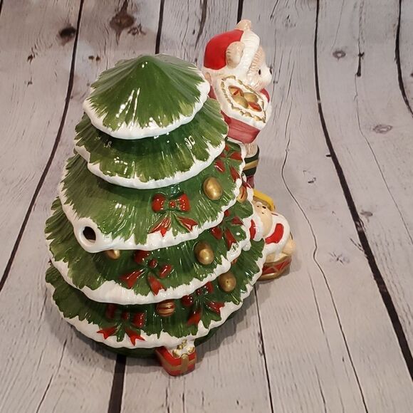 World Bazaars Inc Christmas tree teapot - Picture 3 of 5